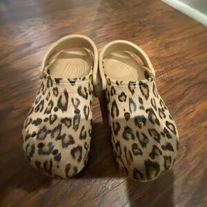 CROCS leopard cheetah print like new